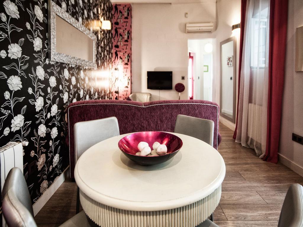 Singular Siete Revueltas Apartment Seville Ngoại thất bức ảnh