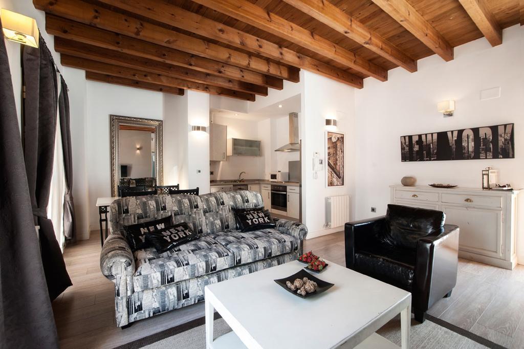 Singular Siete Revueltas Apartment Seville Ngoại thất bức ảnh