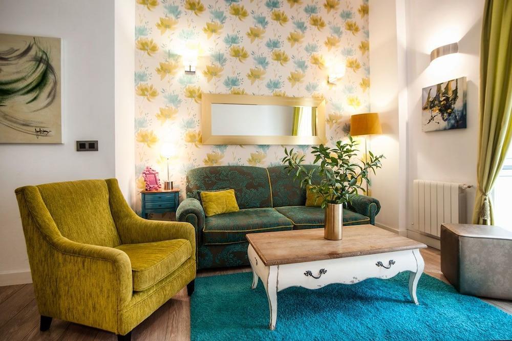 Singular Siete Revueltas Apartment Seville Ngoại thất bức ảnh