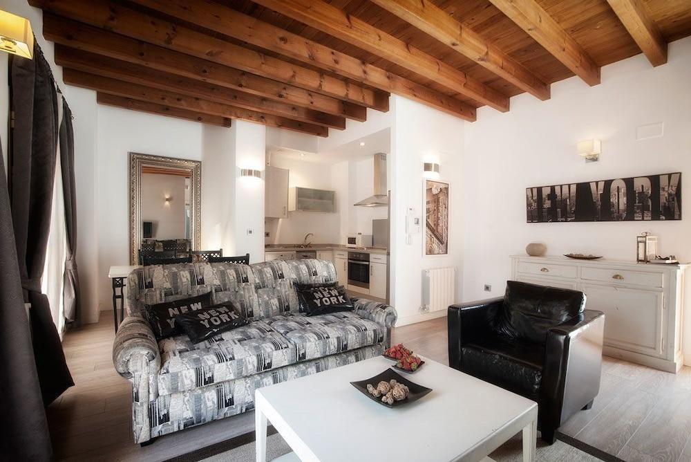 Singular Siete Revueltas Apartment Seville Ngoại thất bức ảnh
