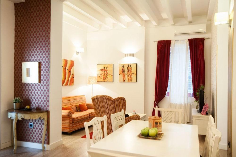 Singular Siete Revueltas Apartment Seville Ngoại thất bức ảnh